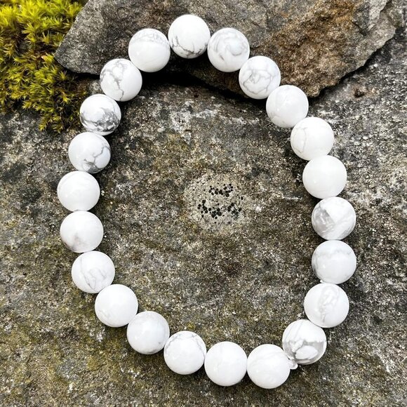 Howlite Crystal Gemstone Bracelet Handmade 7in - Picture 3 of 5